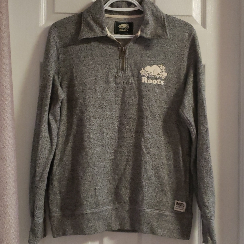 Roots 1/4 zip salt and pepper Pullover